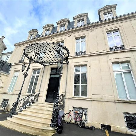 Aux Clefs Des Sacres - Dans Un Hotel Particulier Situe Rue Du Marc - Reims - Hyper Centre Forum Mairie Boulingrin Eksteriør billede