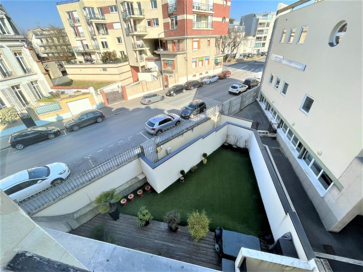 Aux Clefs Des Sacres - Dans Un Hotel Particulier Situe Rue Du Marc - Reims - Hyper Centre Forum Mairie Boulingrin Eksteriør billede