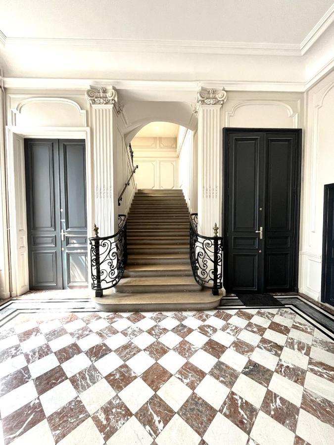 Aux Clefs Des Sacres - Dans Un Hotel Particulier Situe Rue Du Marc - Reims - Hyper Centre Forum Mairie Boulingrin Eksteriør billede